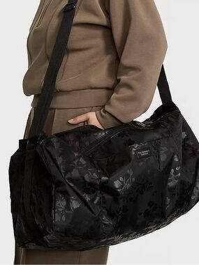 Victoria's Secret Casual Sport Black Floral Travel/Gym Duffel Bag, NWT